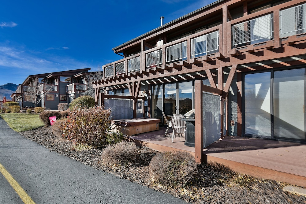 Newpark Resort & Hotel 3/69
