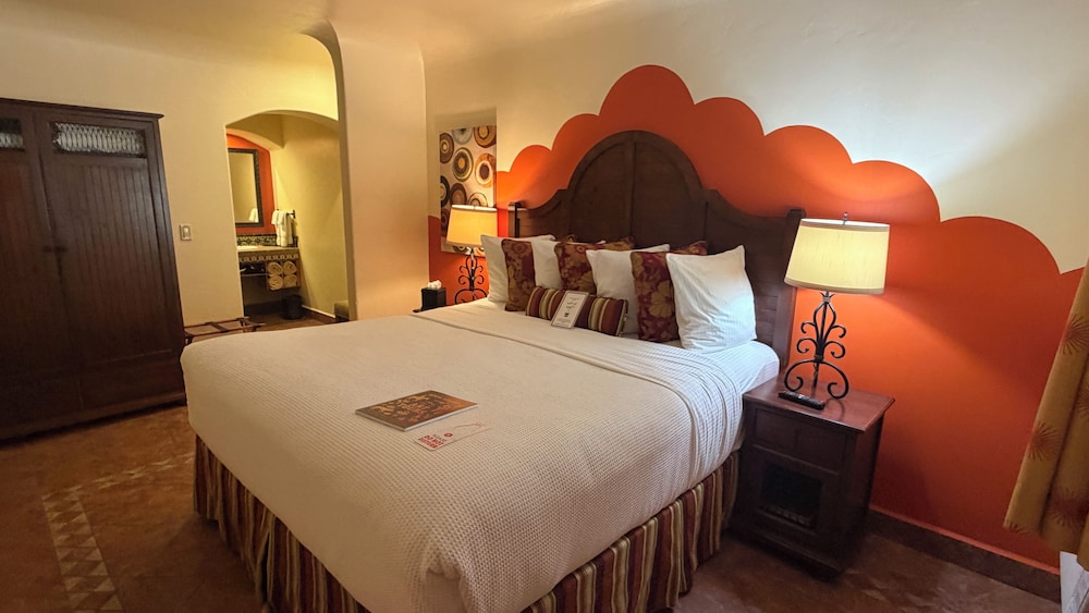 Los Arboles Hotel 10/50