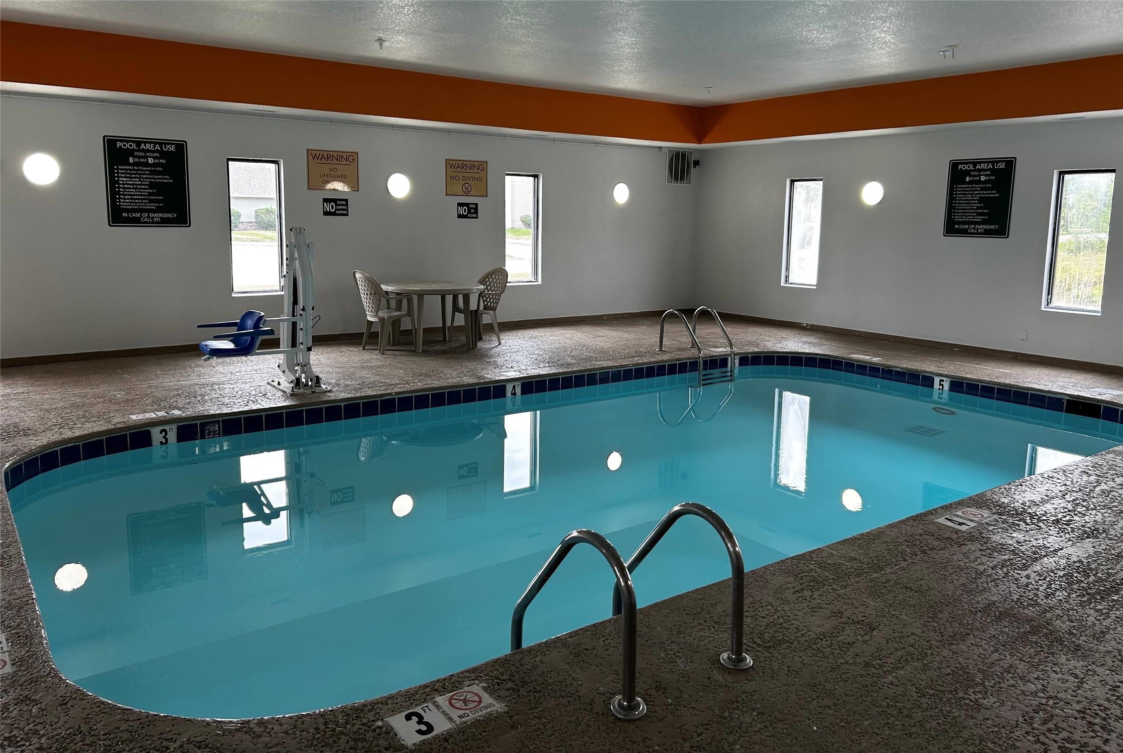 Super 8 By Wyndham Ankeny/Des Moines Area 14/21