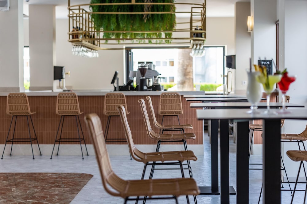 Hotel San Fermin by Dorobe 54/67