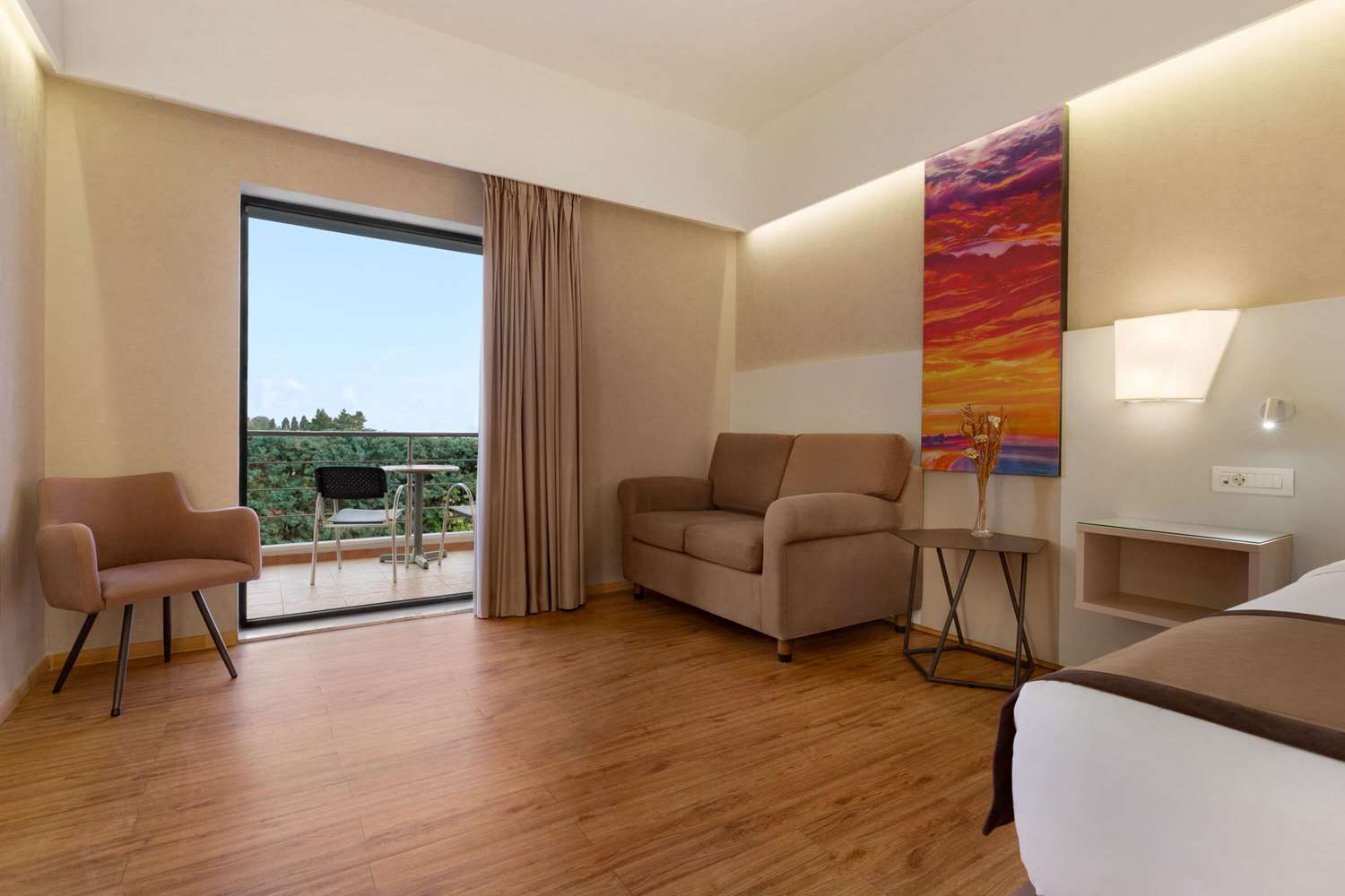 Ramada Plaza by Wyndham Thraki 31/49