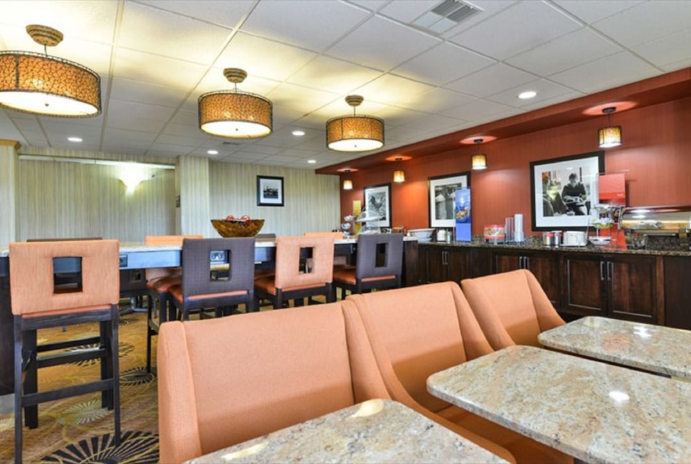 Hampton Inn Sturgis 8/47