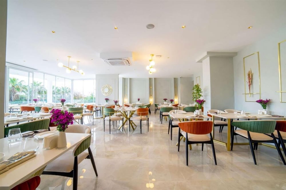 Altes Hotel 29/46