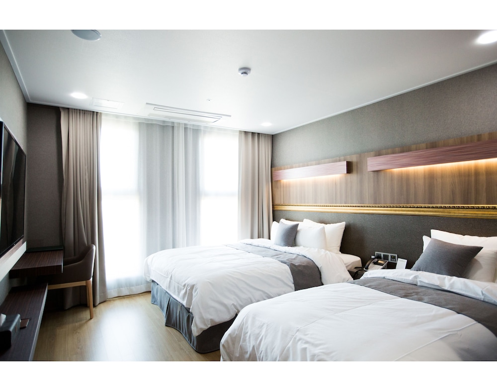 Hotel Lart Gimpo 25/78
