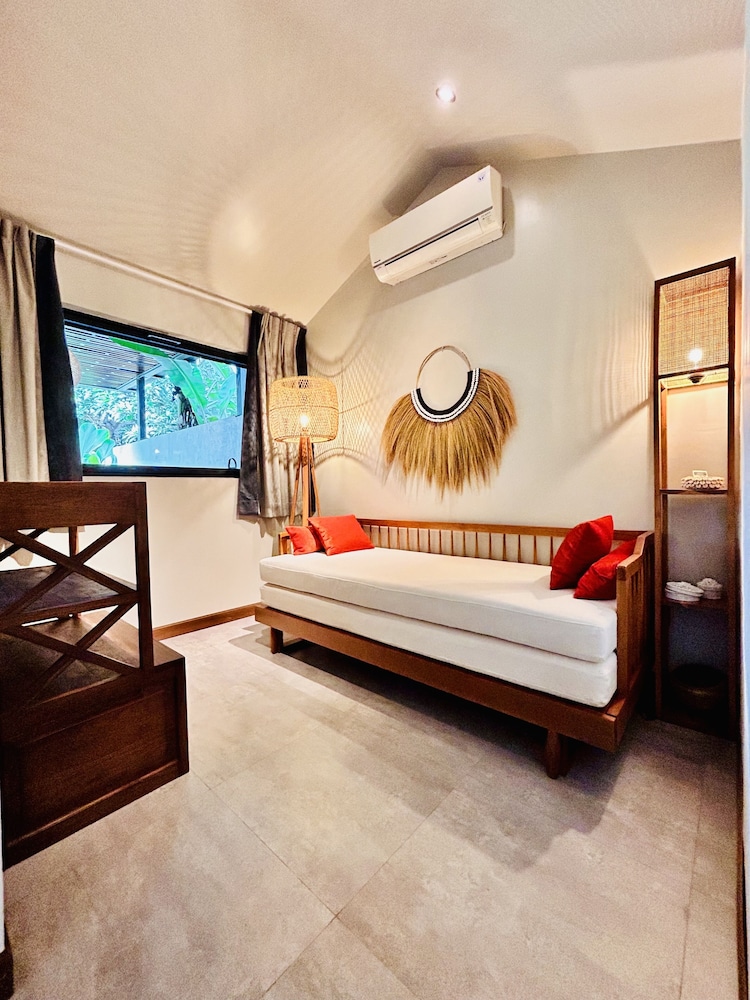 Karmagali Boutique Suites 16/46