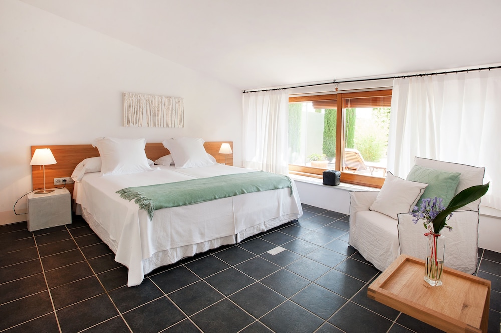 1 Bedroom, Deluxe, Villa, King Bed, Sofa, Sauna, Garden Area