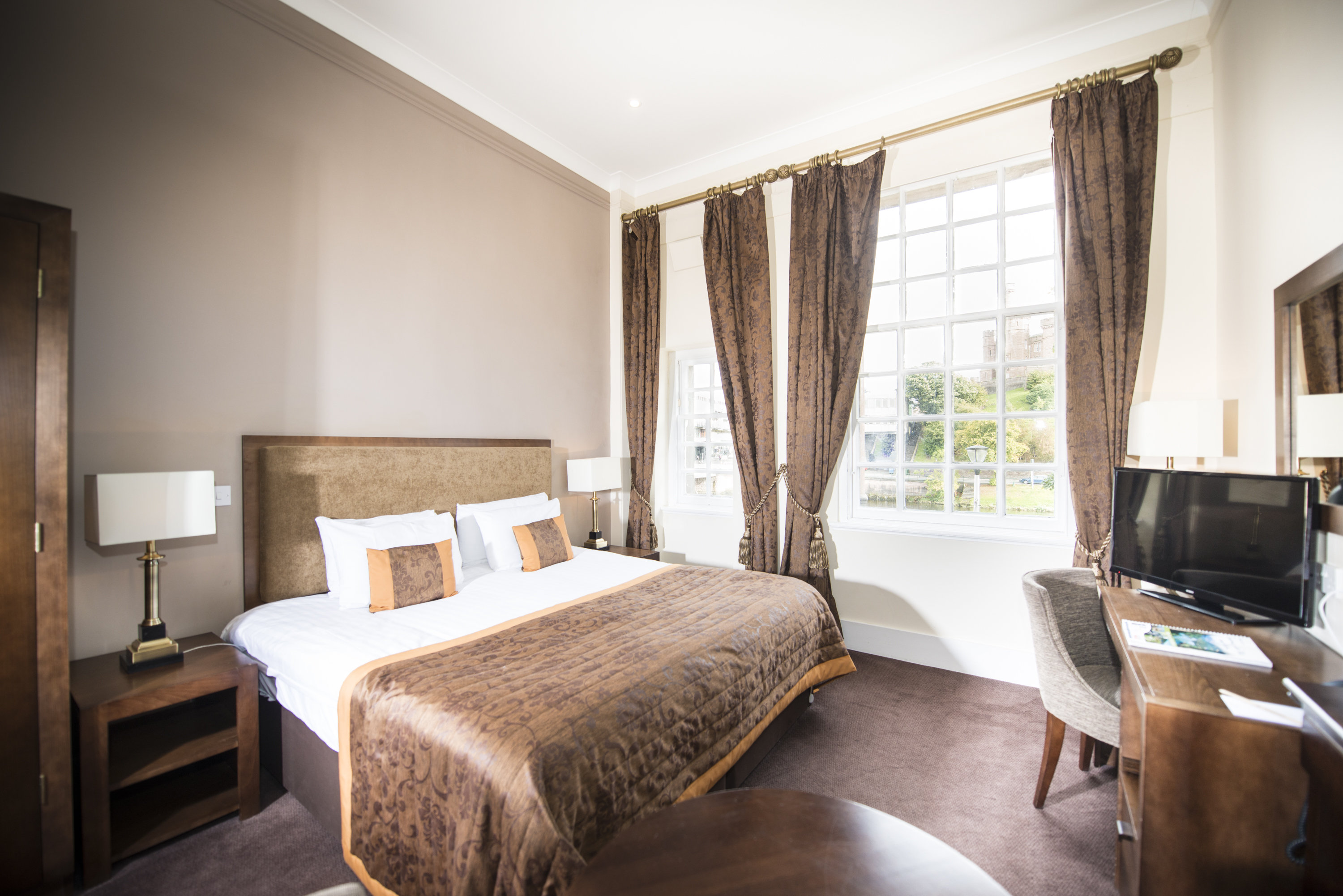 Room, Double Bed, River View