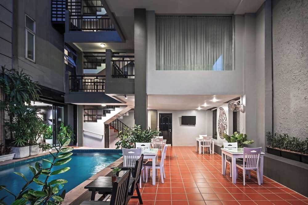 KING GRAND BOUTIQUE HOTEL 2/73