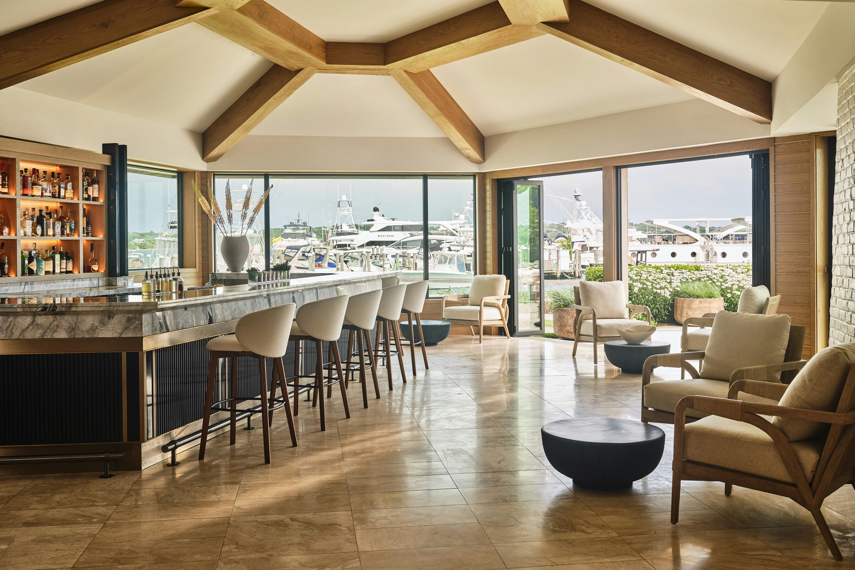 Montauk Yacht Club 43/74