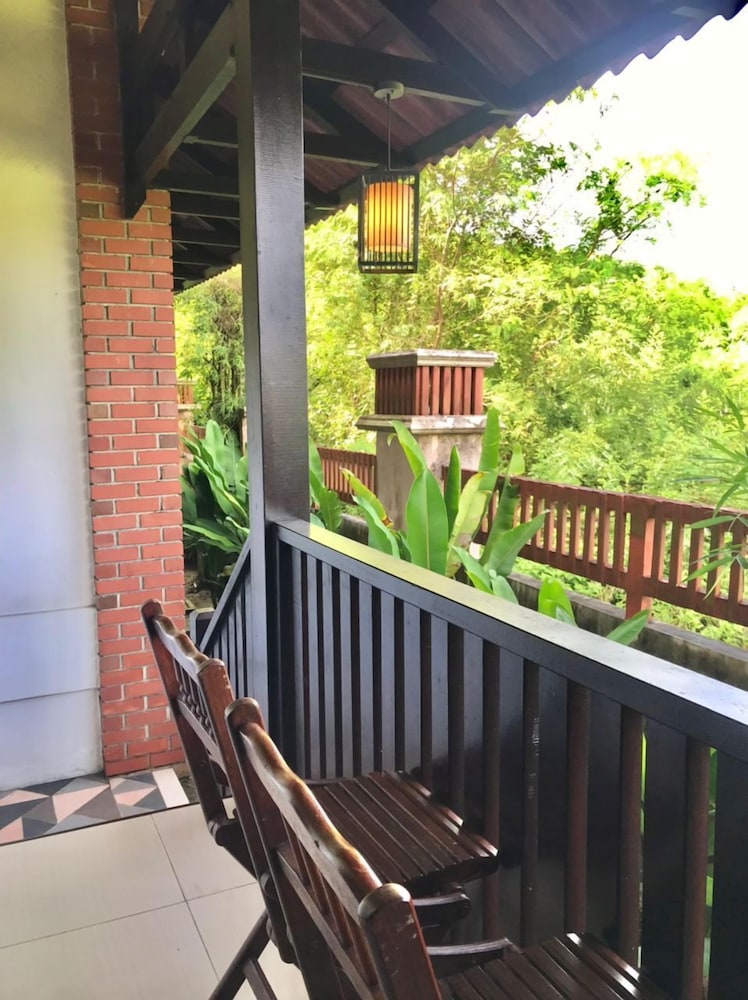 Jasmine Villa Tropical Garden 8/44