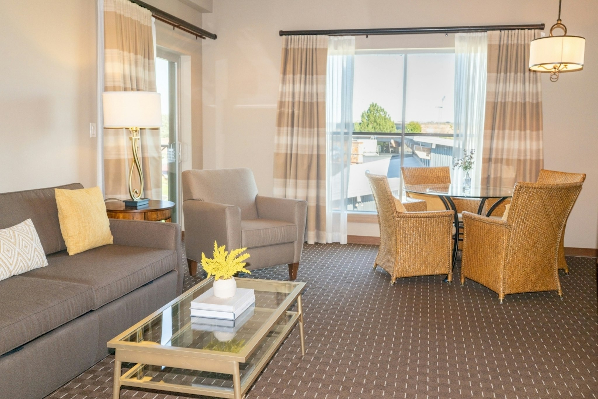 The Lodge at Columbia Point 26/48