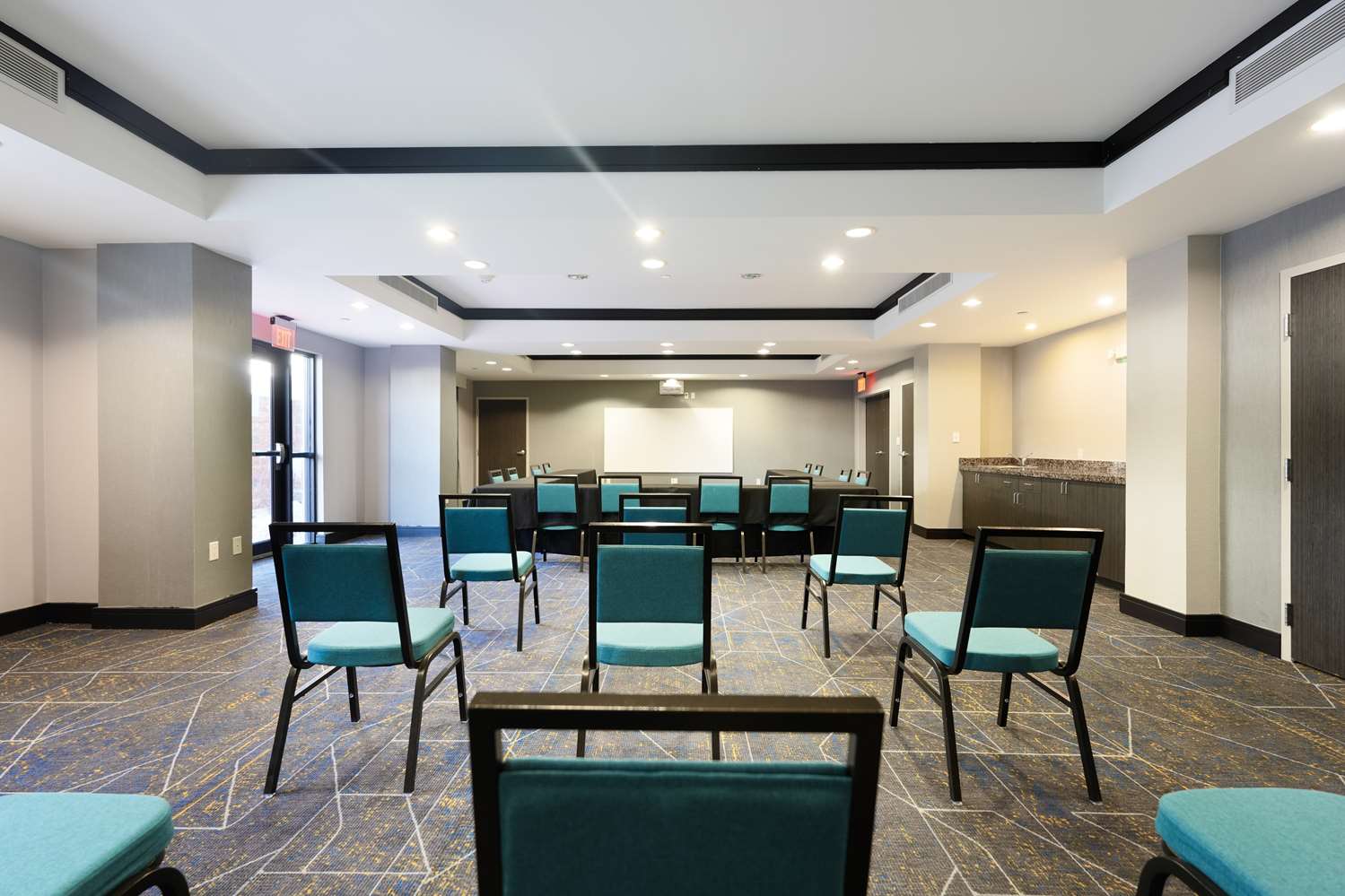 Hampton Inn and Suites Tulsa Central 11/19
