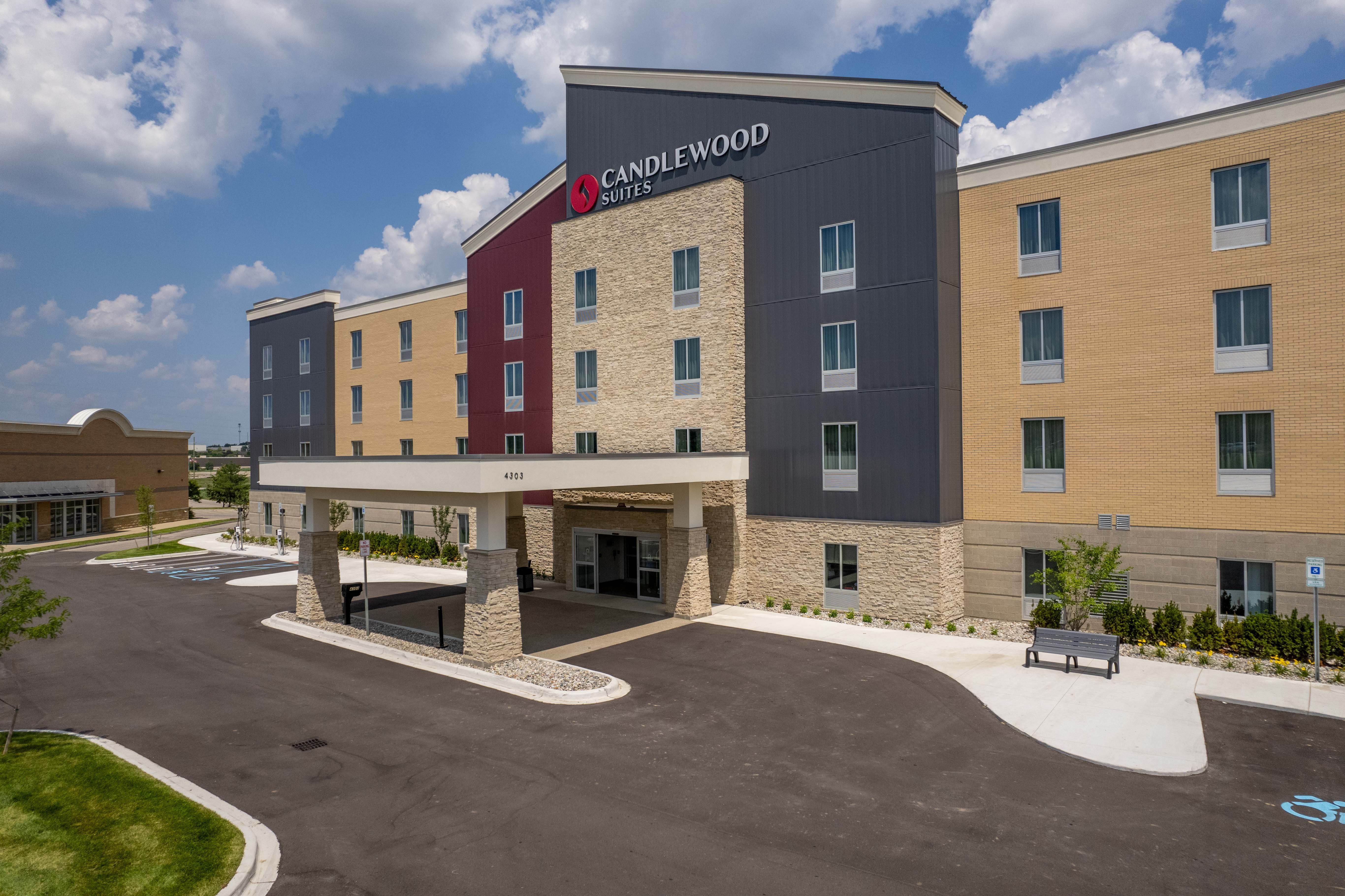 Candlewood Suites Detroit - Auburn Hills by IHG 46/50