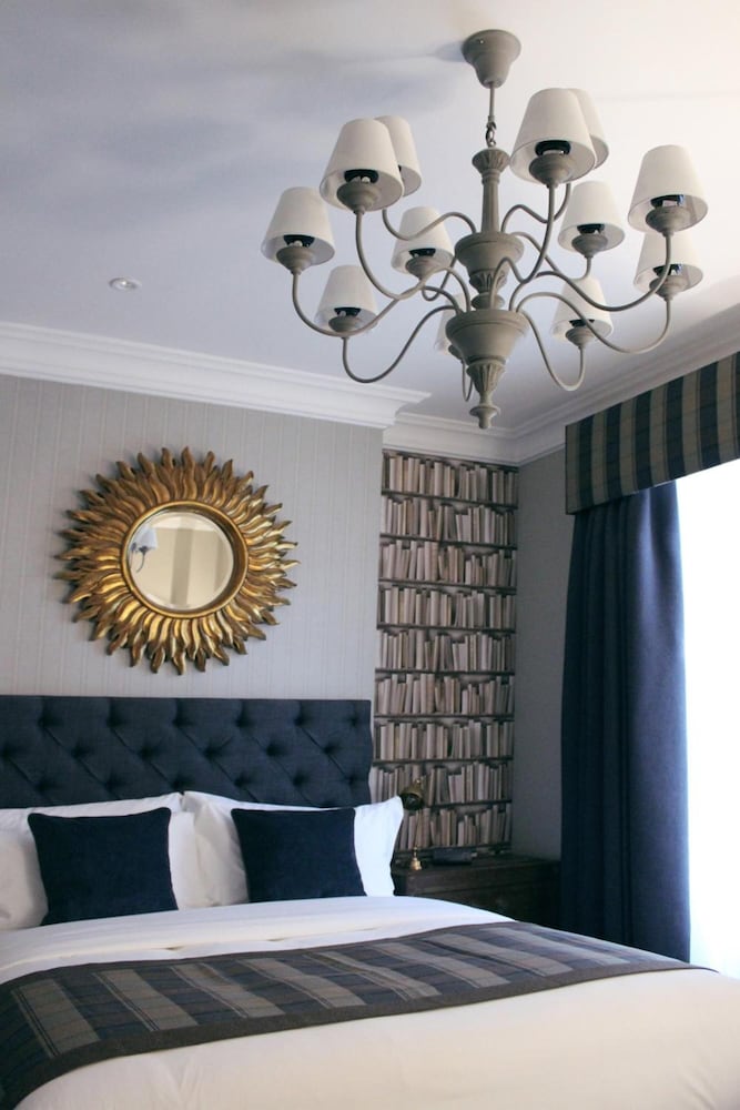 The Grafton Arms Pub and Rooms 4/34
