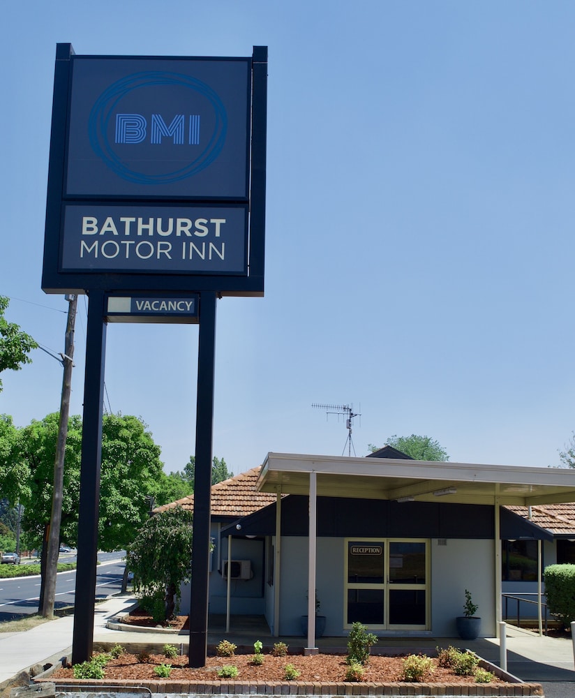 BATHURST MOTOR INN 1/59
