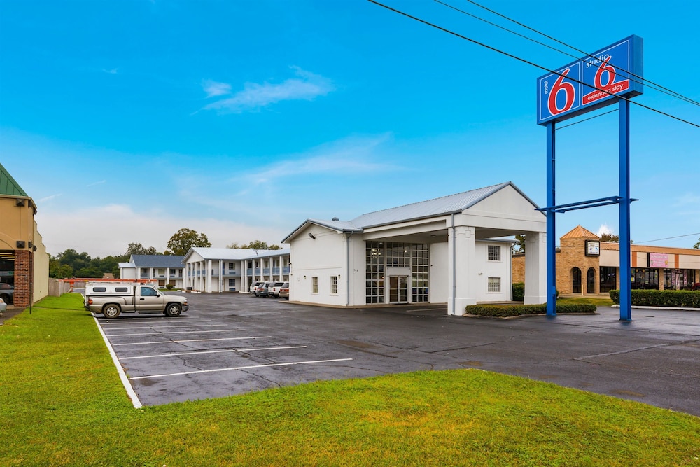 Motel6 Alexandria, LA - South 29/34