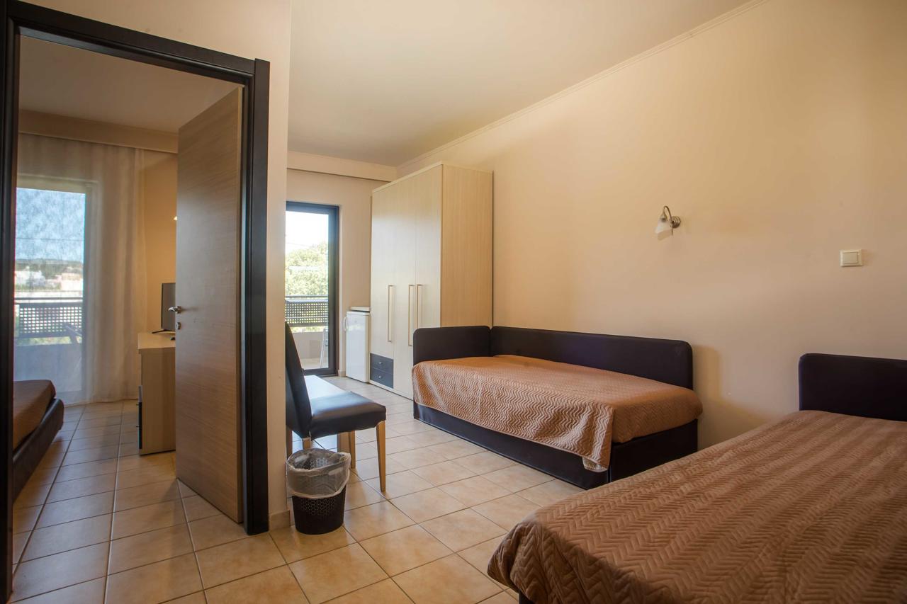 Santa Helena Hotel 47/90