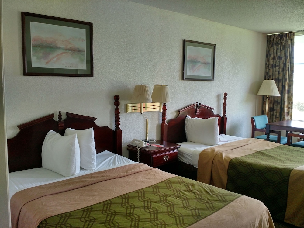 Econo Lodge Thomasville 17/64