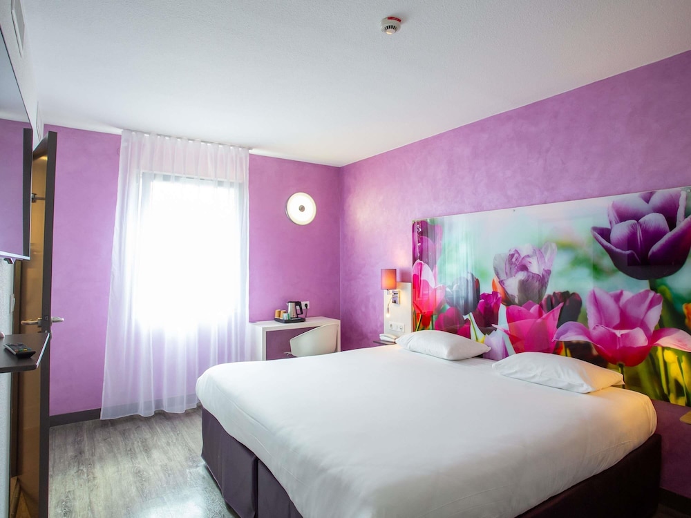 Ibis Styles Bourges 11/48