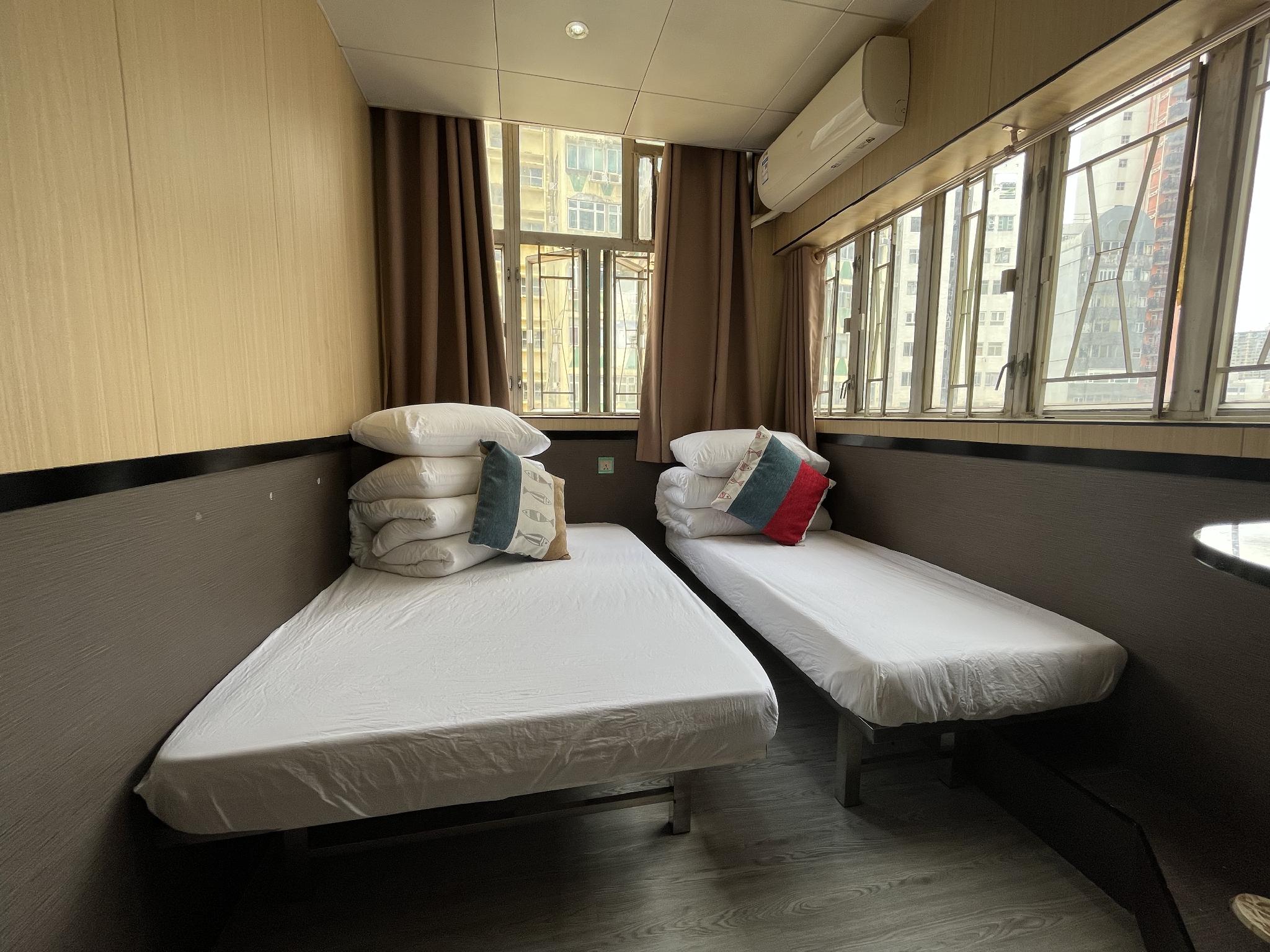 Room, Triple, 1 Double and 1 Single Bed