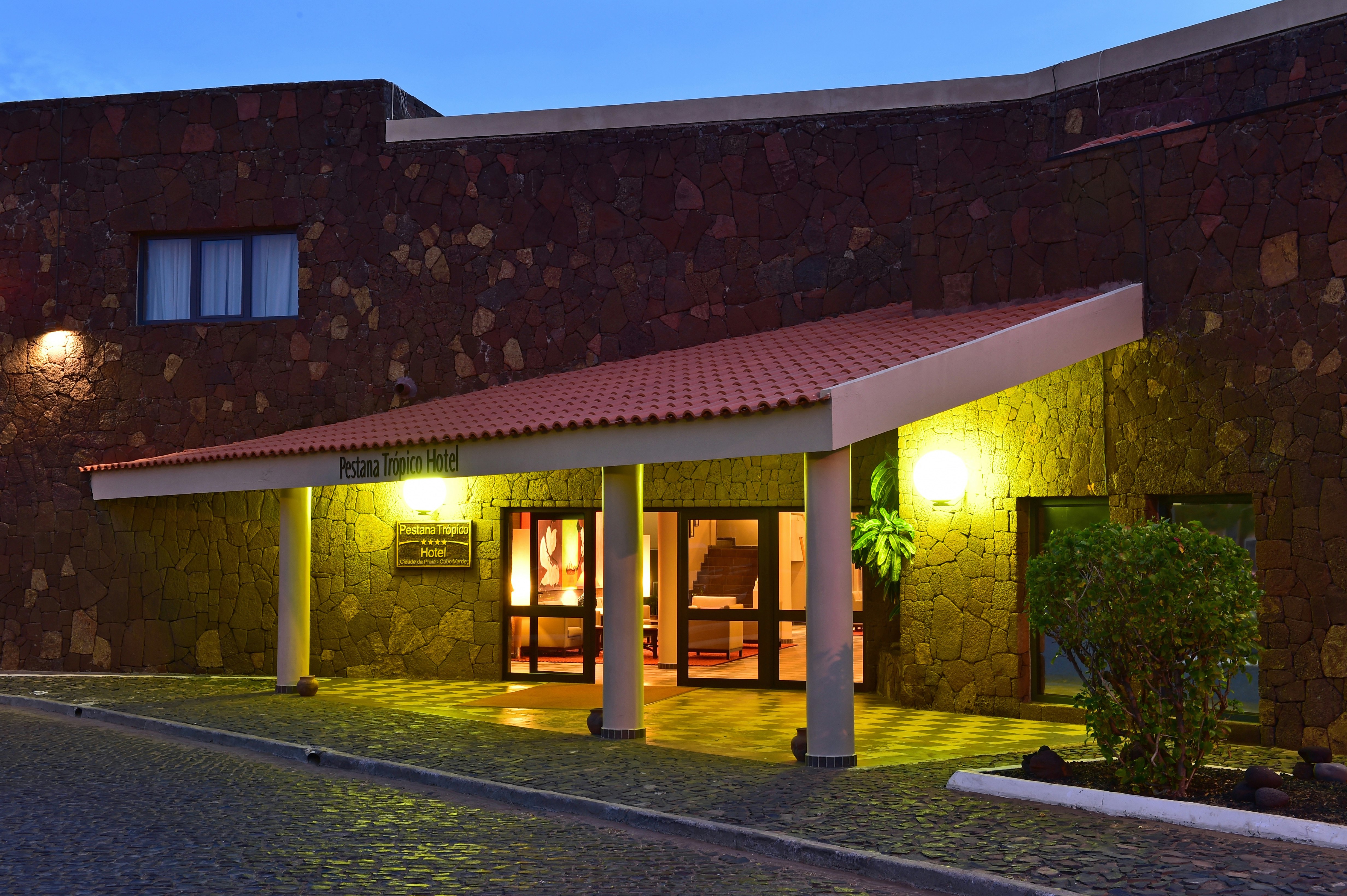 Pestana Tropico in PRAIA