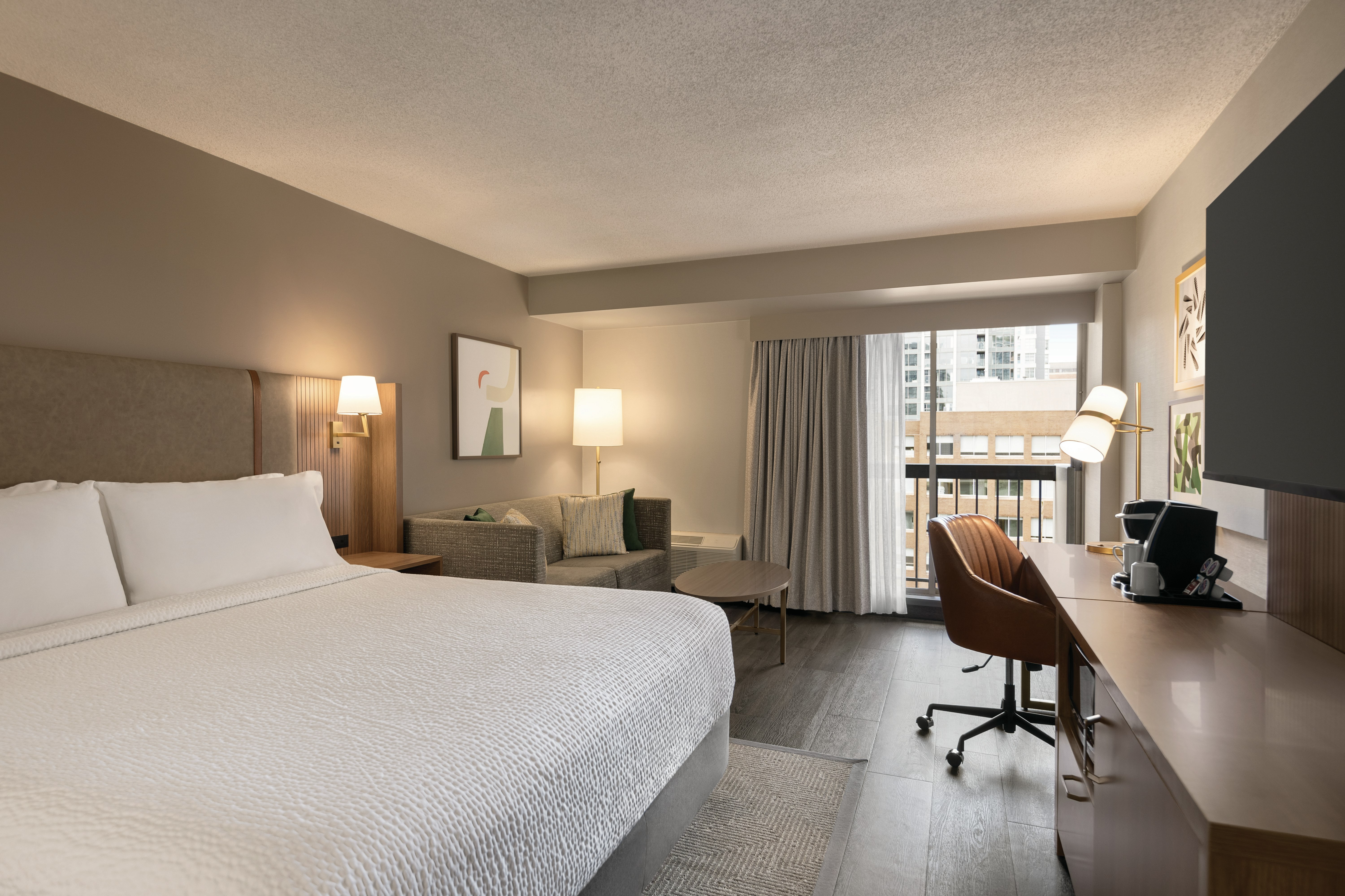 HOLIDAY INN HOTEL AND SUITES VANCOUVER DOWNTOWN 17/73