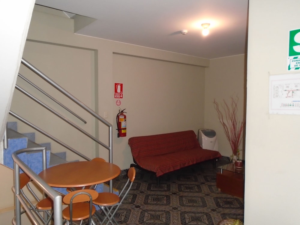 ROYAL INCA HOTEL 40/63