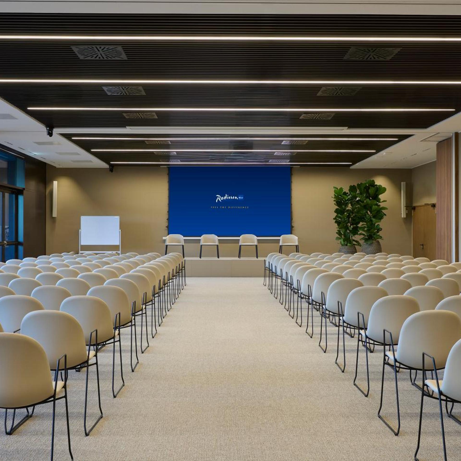 Radisson Blu Hotel, Bergamo ChorusLife 44/50