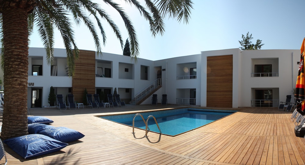 Club Munamar Beach Resort 20/24