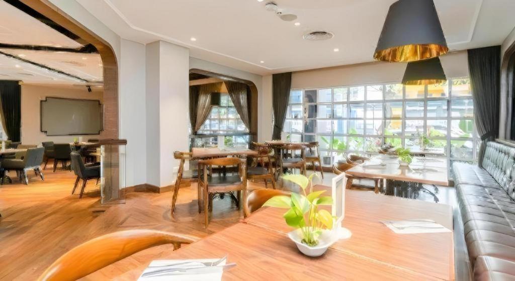 Kingwood Boutique Hotel Miri 42/52