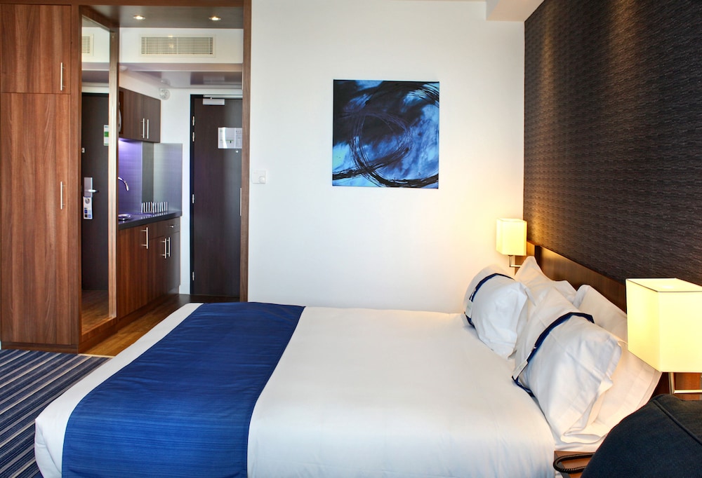 HOLIDAY INN EXPRESS MONTPELLIER-ODYSSEUM 23/71