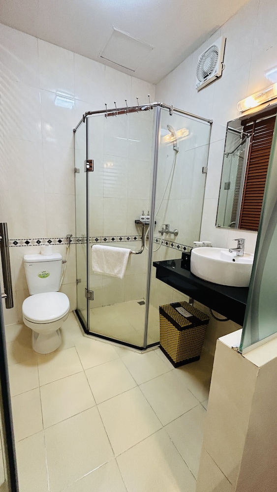 Mango Hotel Hanoi 50/50