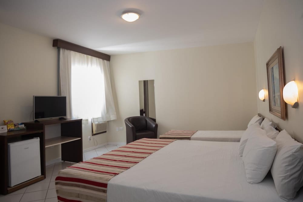 Ryan Hotel 14/41