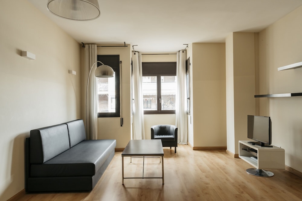 Villarroel Barcelona Apartment 16/35
