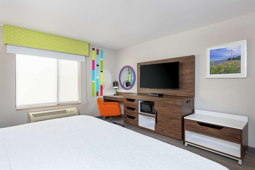 Hampton Inn Omaha Westlakeside 18/33
