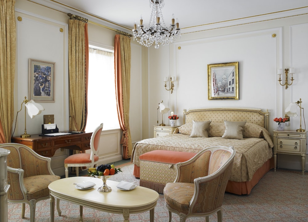 RITZ LONDON 73/99