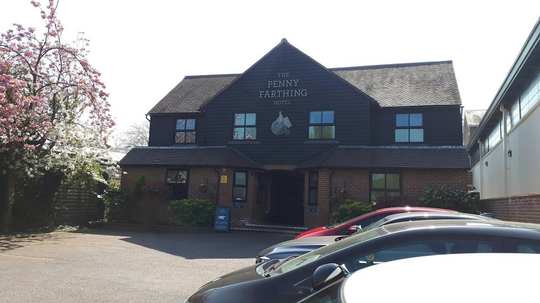 The Pennyfarthing Hotel 2/13