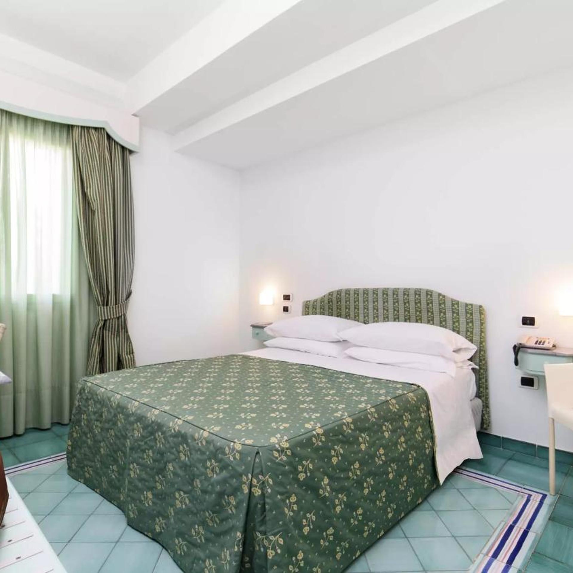 Standard, Double Bed