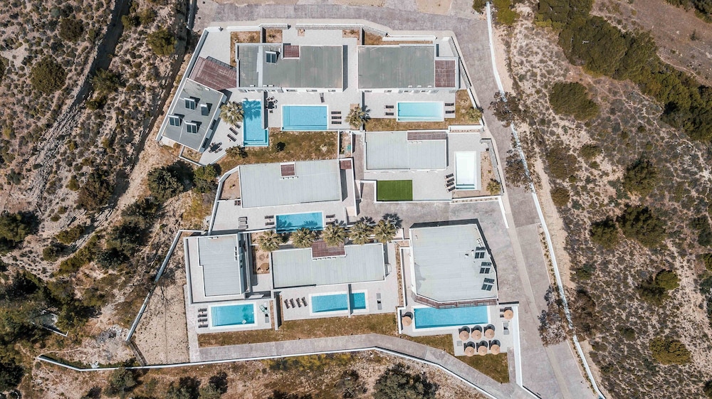 Terra Pietra Luxury Villas & Suites 3/42