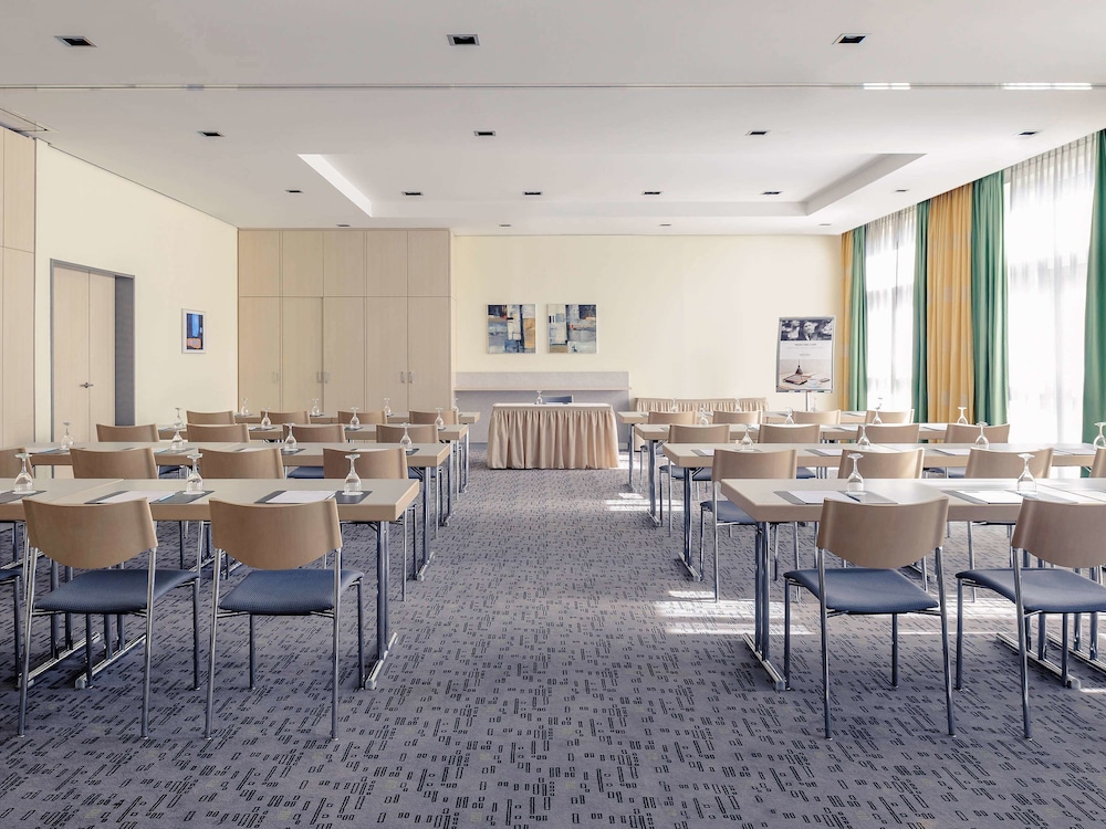 Mercure Neu-Isenburg 43/50
