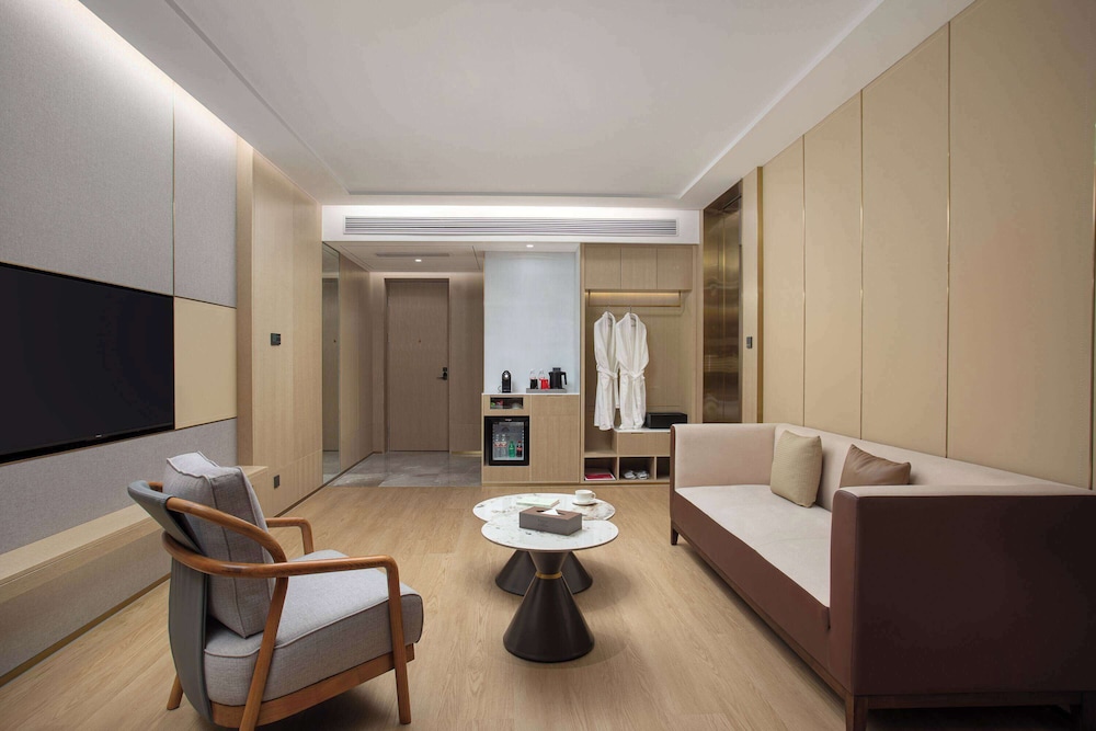 Ramada by Wyndham Zhouning 25/33