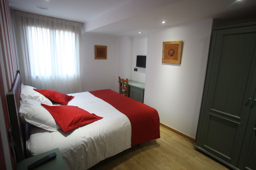 Hotel Castilla 15/38