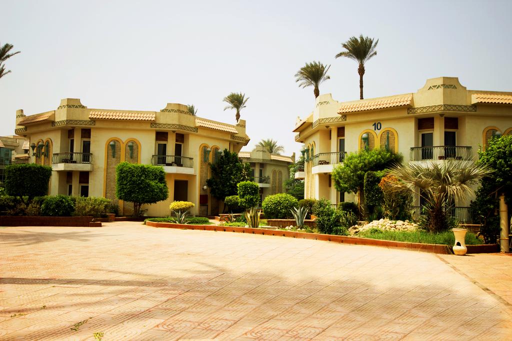 CATARACT PYRAMIDS RESORT in GIZA
