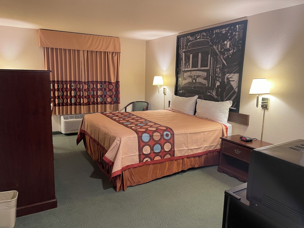 Standard, King Bed