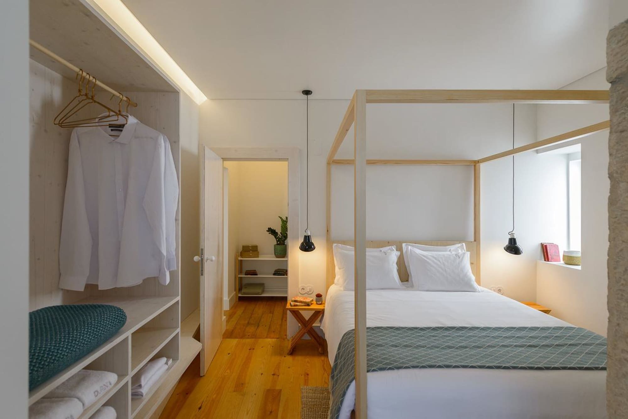 DELUXE, APARTMENT