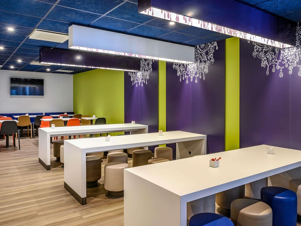 Ibis Budget St-Étienne Centre Gare Châteaucreux(Open. March 19) 62/71