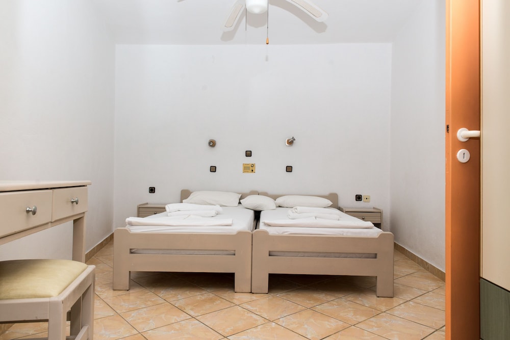 2 BEDROOMS, APARTMENT