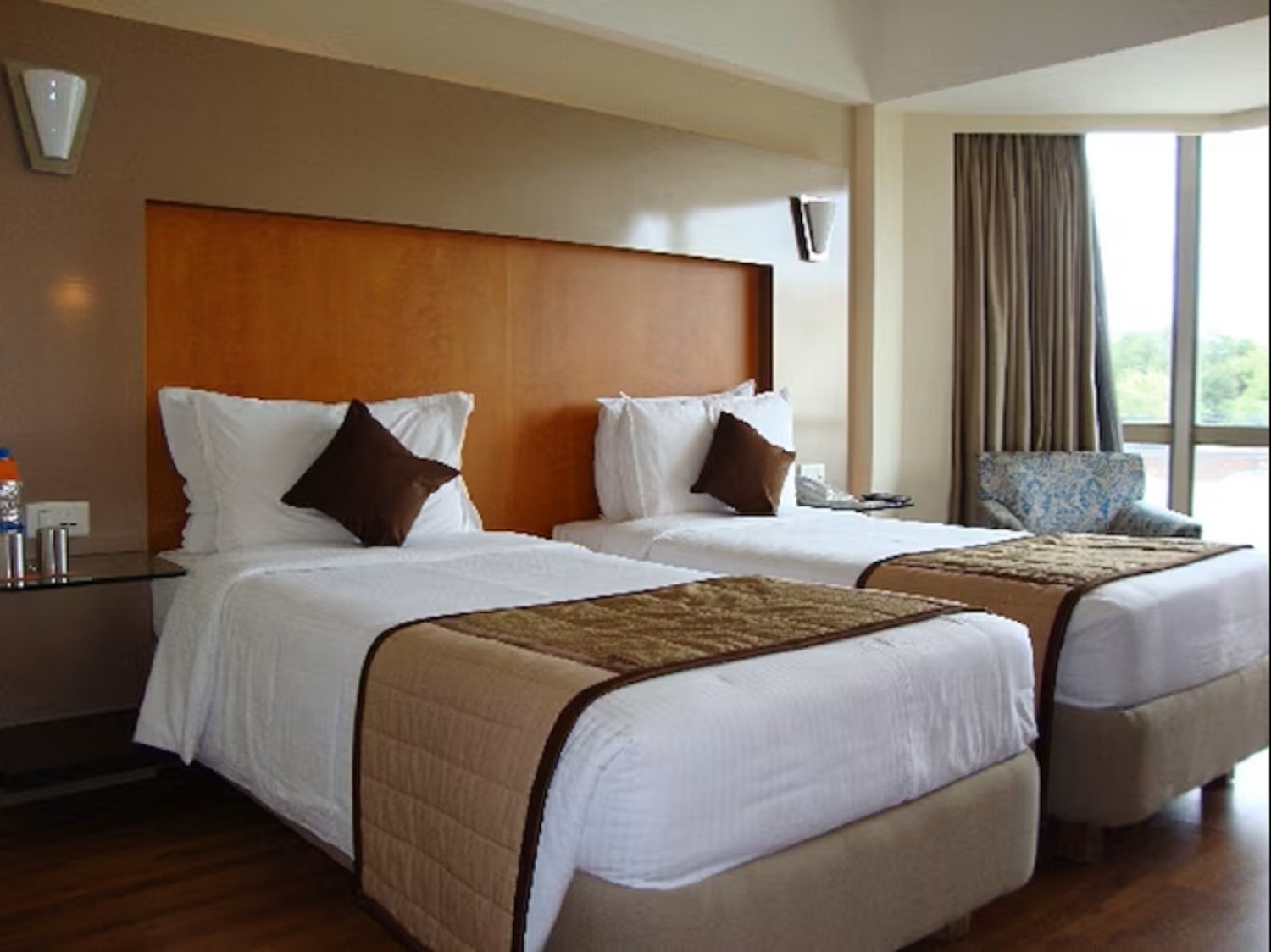 Premium, Single, Twin Beds