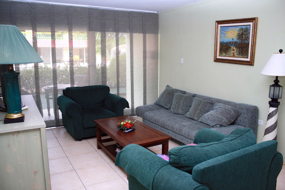 Del Rey Apartments 34/57
