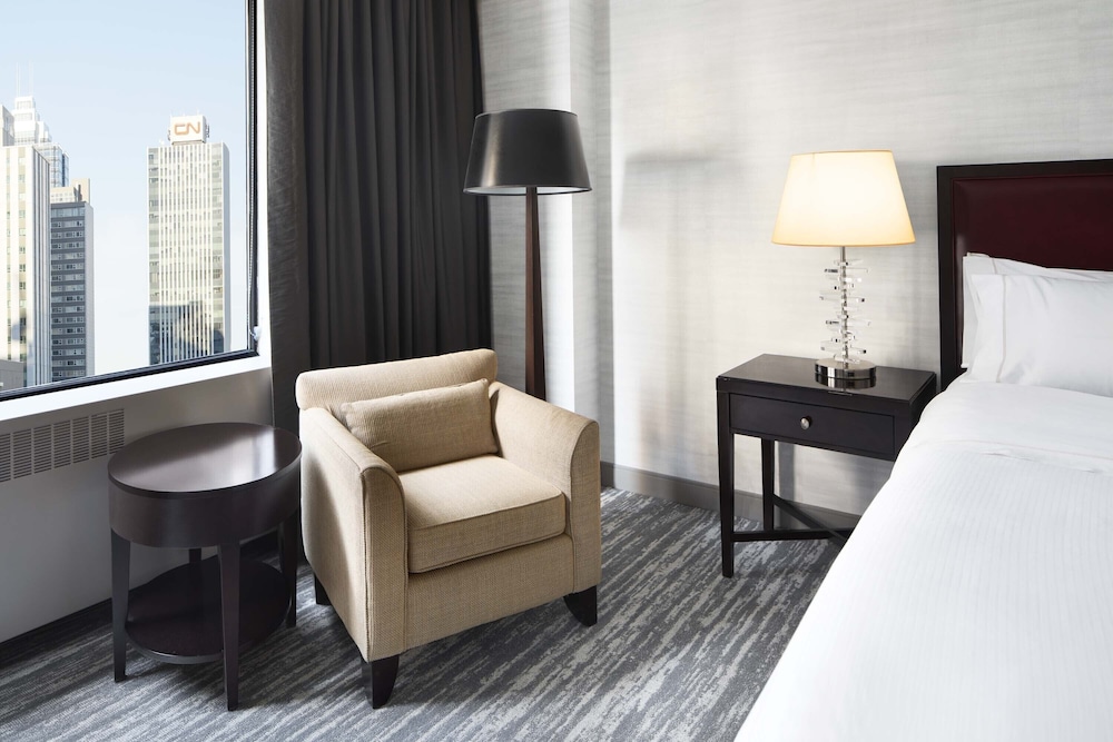 Westin Edmonton 22/40